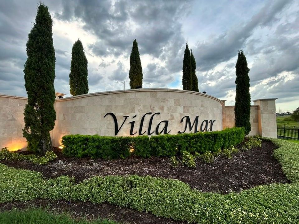 For Rent: $2,090 (4 beds, 2 baths, 1665 Square Feet)
