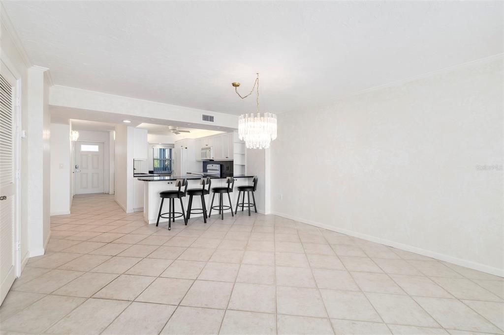 For Sale: $874,900 (2 beds, 2 baths, 1282 Square Feet)