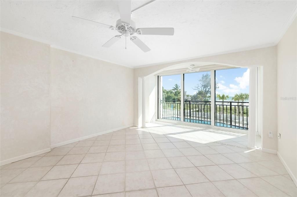 For Sale: $874,900 (2 beds, 2 baths, 1282 Square Feet)