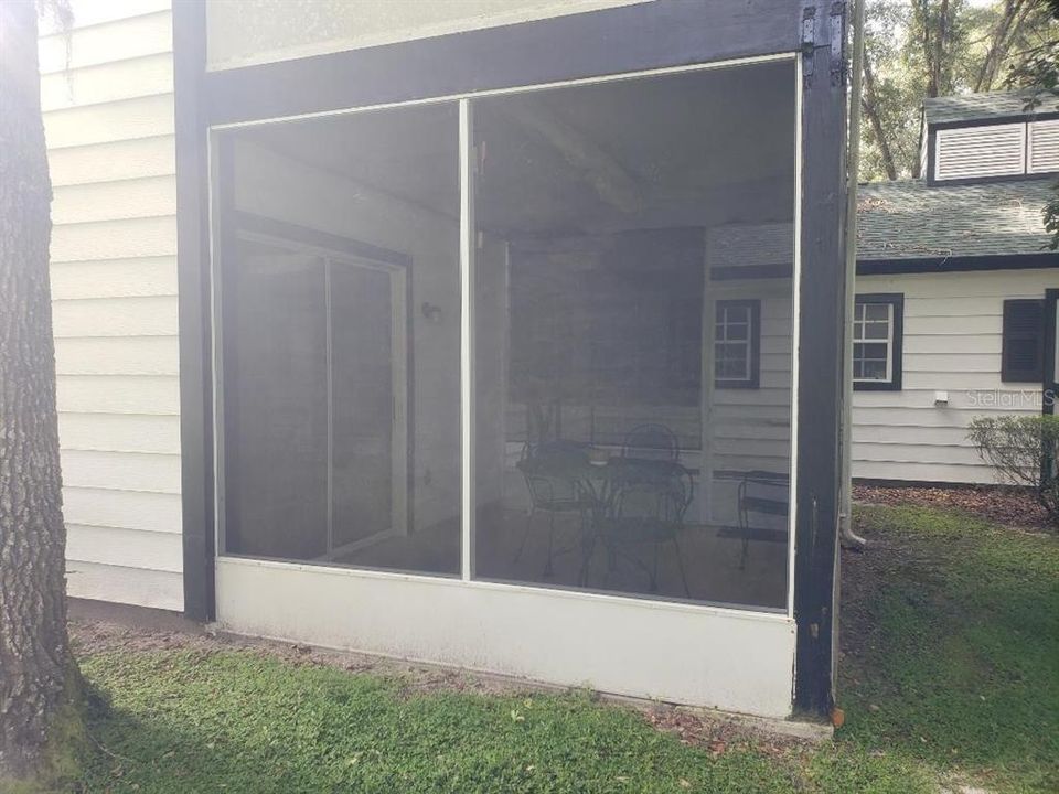 For Rent: $1,200 (2 beds, 2 baths, 840 Square Feet)