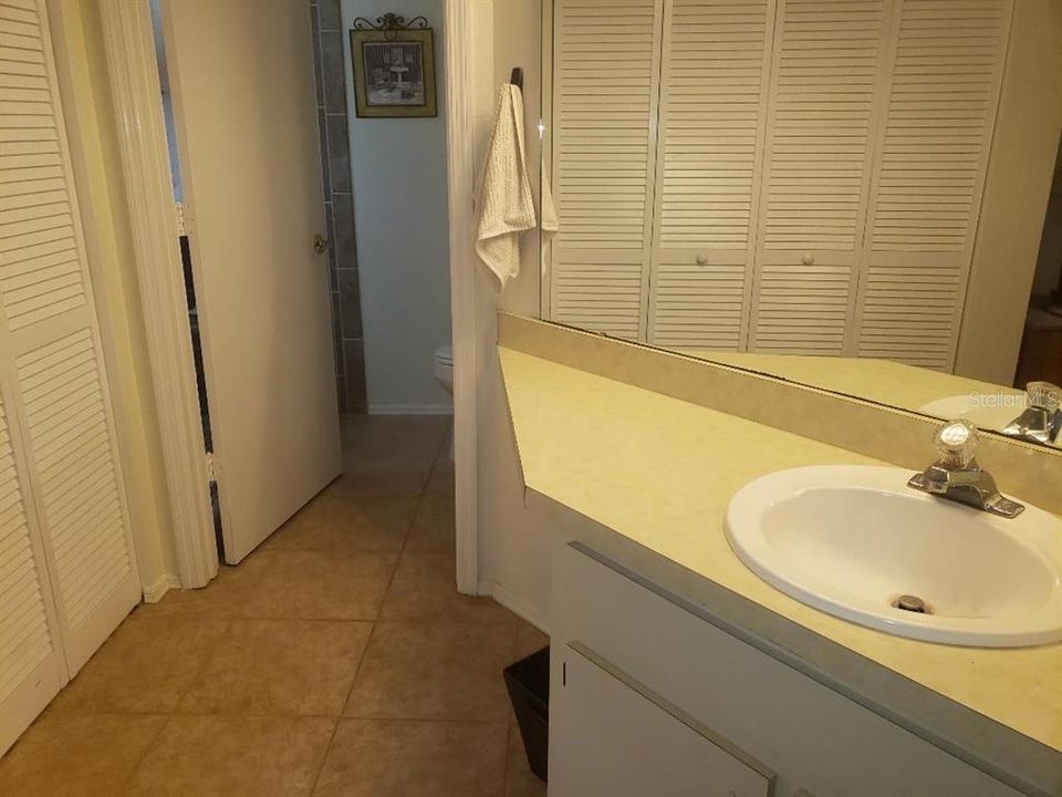 For Rent: $1,200 (2 beds, 2 baths, 840 Square Feet)