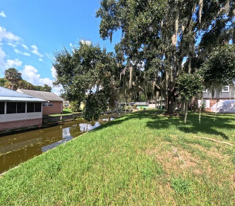 На продажу: $100,000 (0.26 acres)