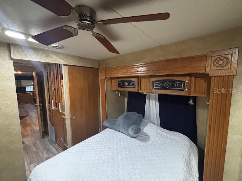 For Sale: $75,000 (0.09 acres)