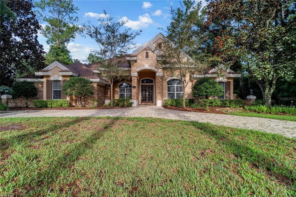 For Sale: $1,099,000 (4 beds, 3 baths, 3791 Square Feet)