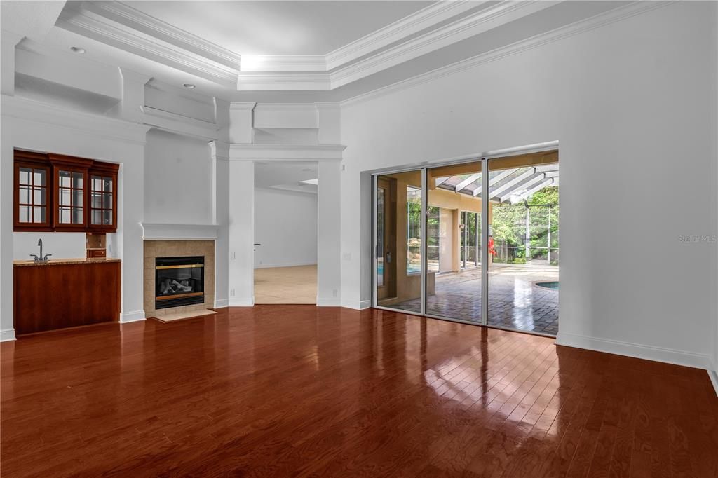For Sale: $1,099,000 (4 beds, 3 baths, 3791 Square Feet)