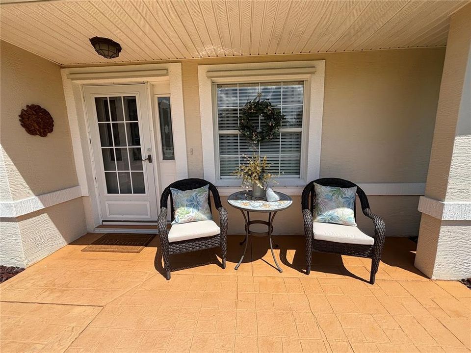 For Sale: $339,500 (3 beds, 2 baths, 1749 Square Feet)
