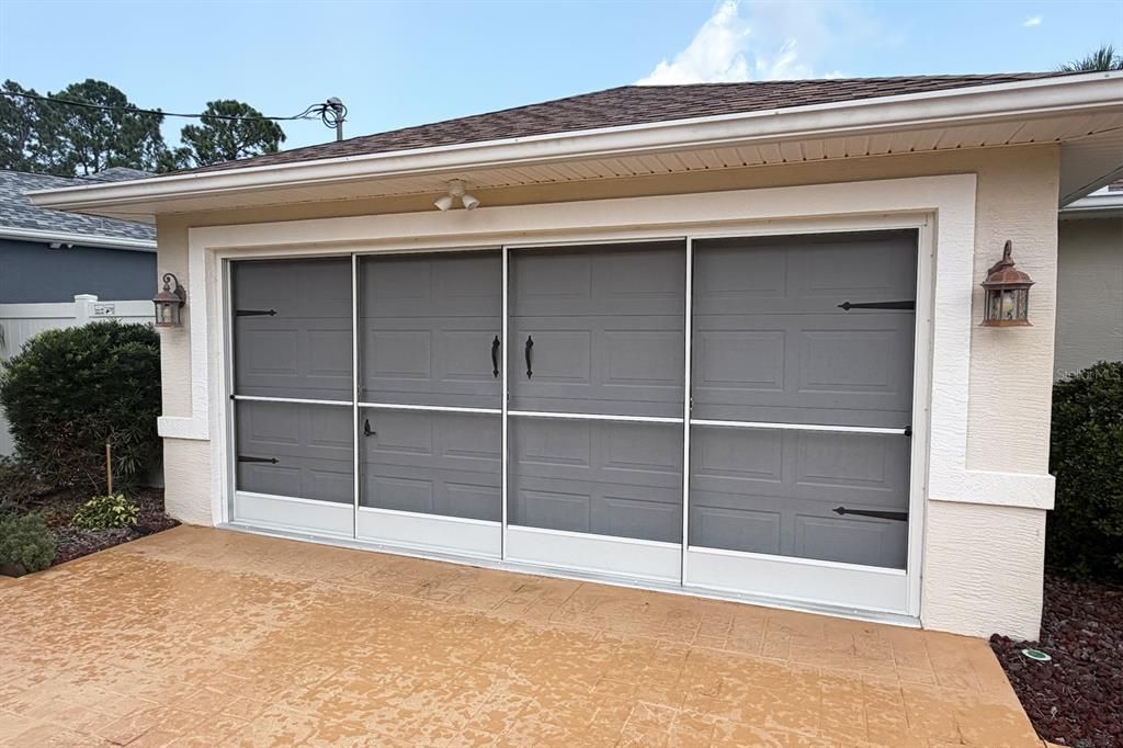 For Sale: $339,500 (3 beds, 2 baths, 1749 Square Feet)