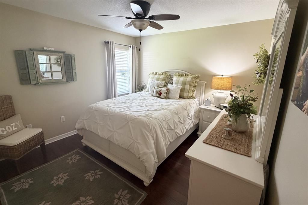 For Sale: $339,500 (3 beds, 2 baths, 1749 Square Feet)