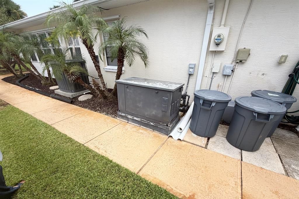 For Sale: $339,500 (3 beds, 2 baths, 1749 Square Feet)