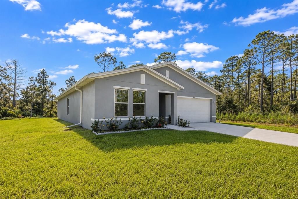 For Sale: $299,000 (3 beds, 2 baths, 1474 Square Feet)