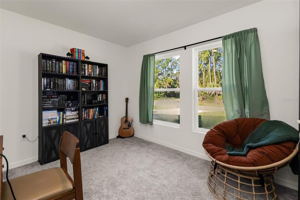 For Sale: $299,000 (3 beds, 2 baths, 1474 Square Feet)
