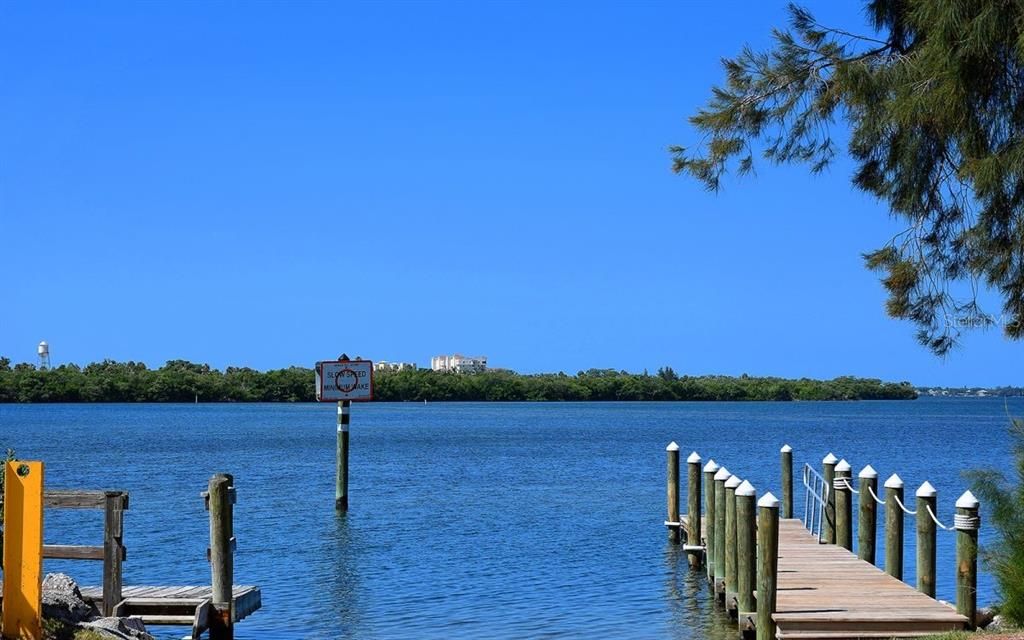 For Sale: $328,800 (3 beds, 2 baths, 1371 Square Feet)