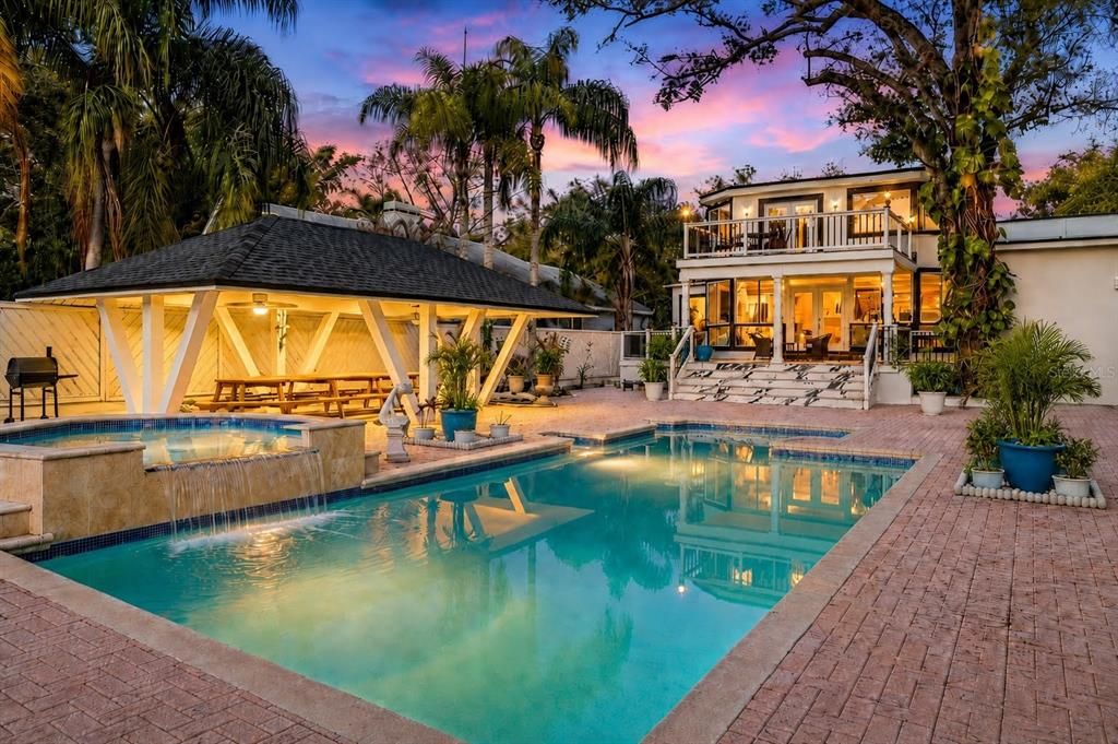 En Venta: $1,675,000 (3 camas, 3 baños, 3998 Pies cuadrados)
