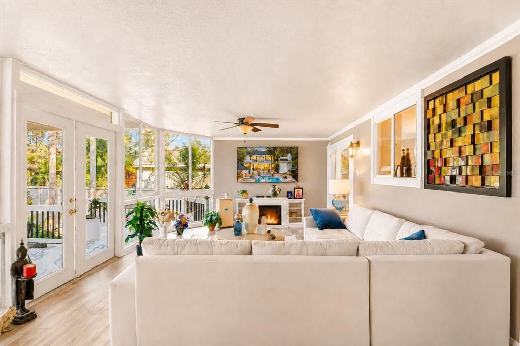 En Venta: $1,675,000 (3 camas, 3 baños, 3998 Pies cuadrados)