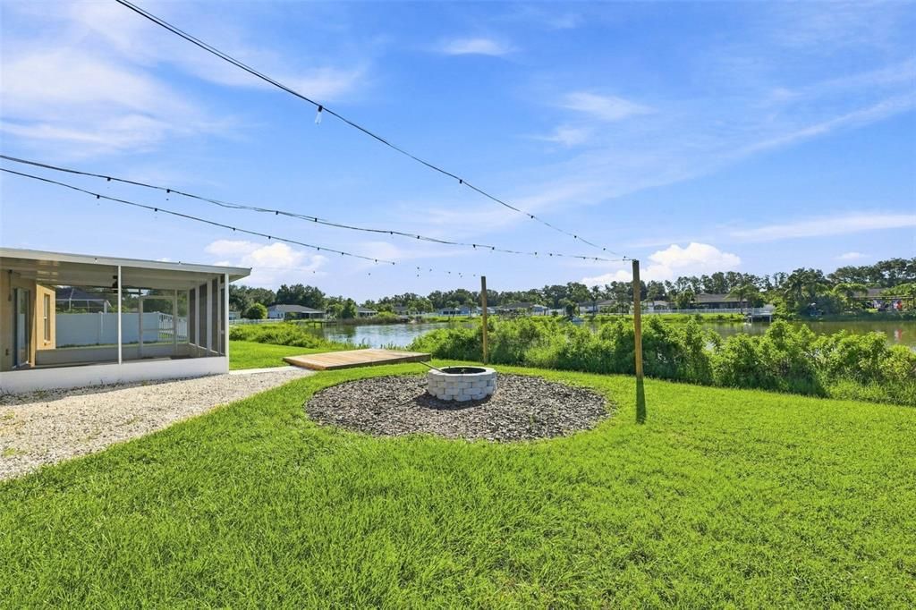 На продажу: $499,000 (3 спален, 2 ванн, 1729 Квадратных фут)