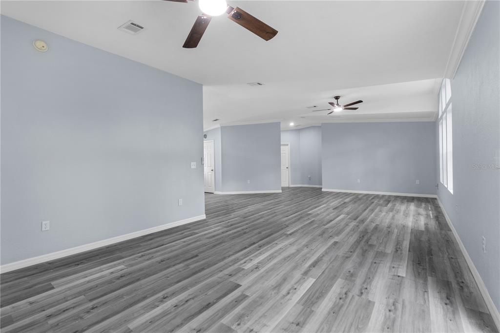 For Sale: $259,900 (3 beds, 2 baths, 1798 Square Feet)