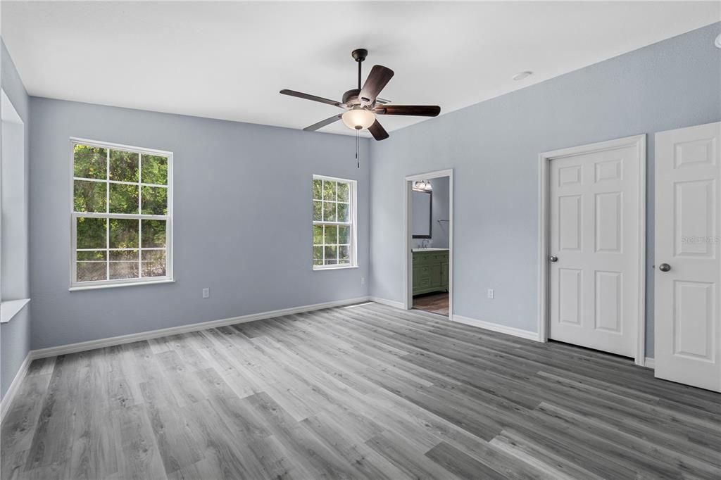 For Sale: $259,900 (3 beds, 2 baths, 1798 Square Feet)