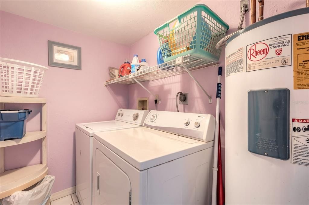 For Sale: $589,900 (2 beds, 2 baths, 1263 Square Feet)