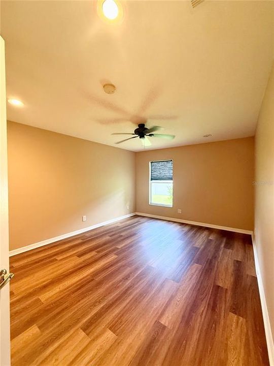For Rent: $2,900 (4 beds, 3 baths, 2605 Square Feet)