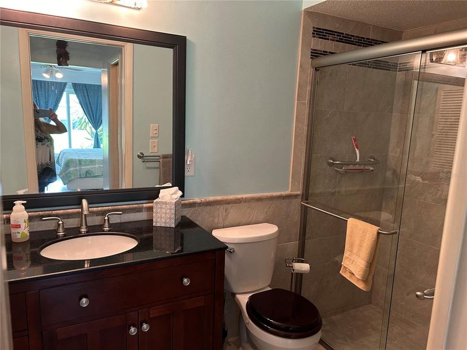For Rent: $1,950 (2 beds, 2 baths, 992 Square Feet)