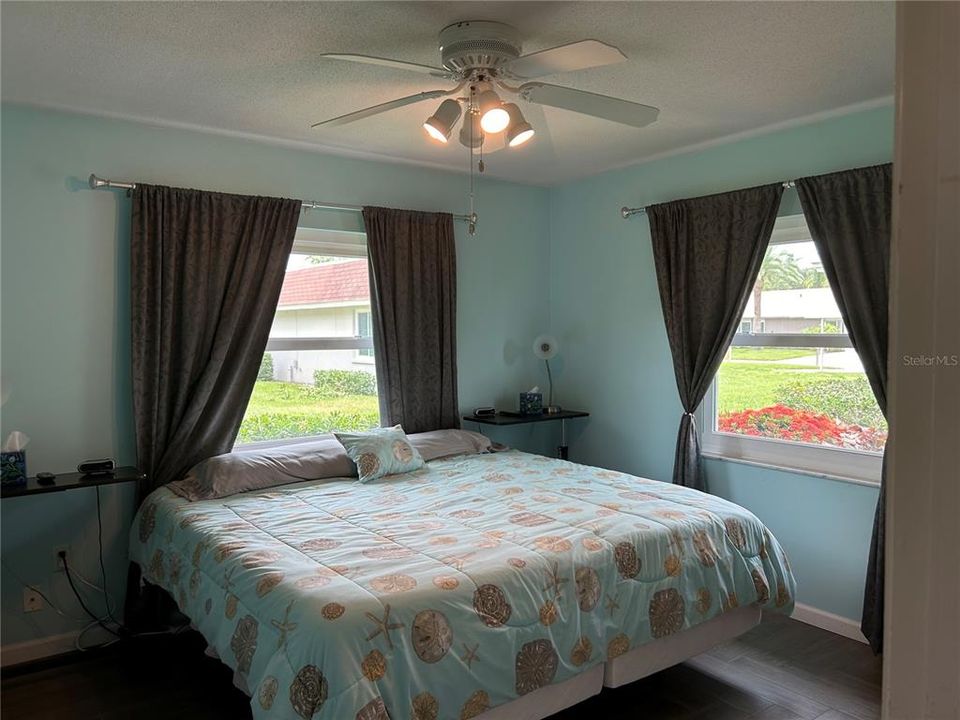 For Rent: $1,950 (2 beds, 2 baths, 992 Square Feet)