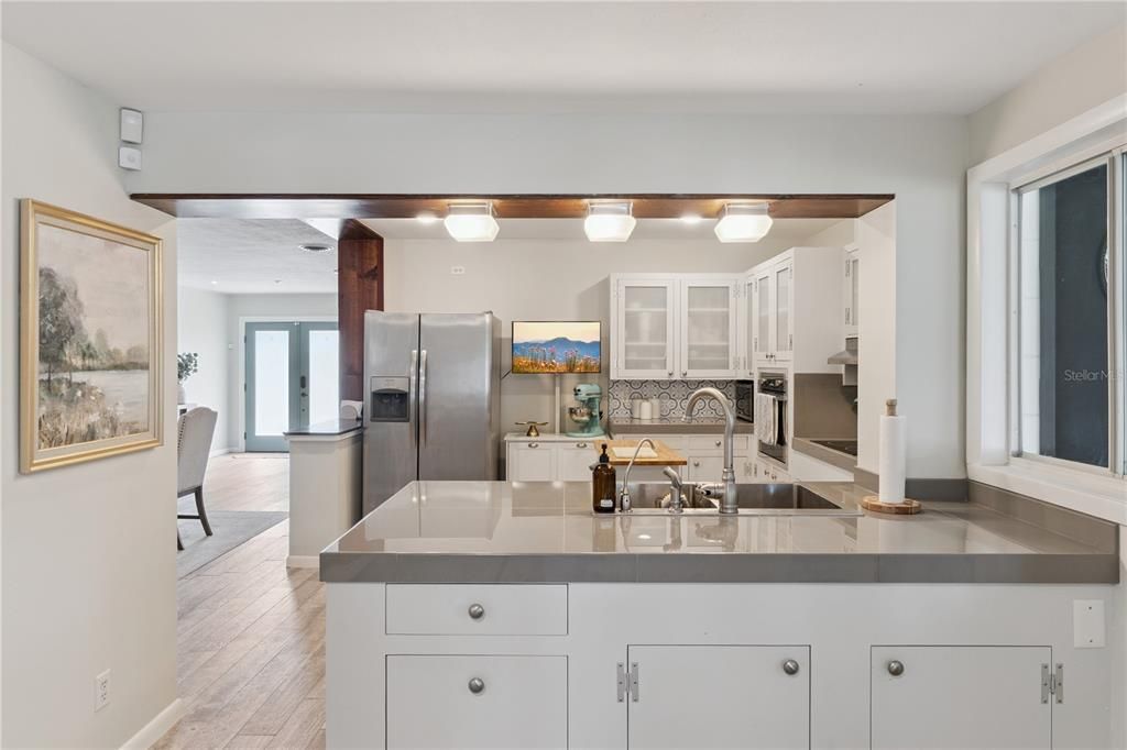 For Sale: $475,000 (3 beds, 2 baths, 2016 Square Feet)