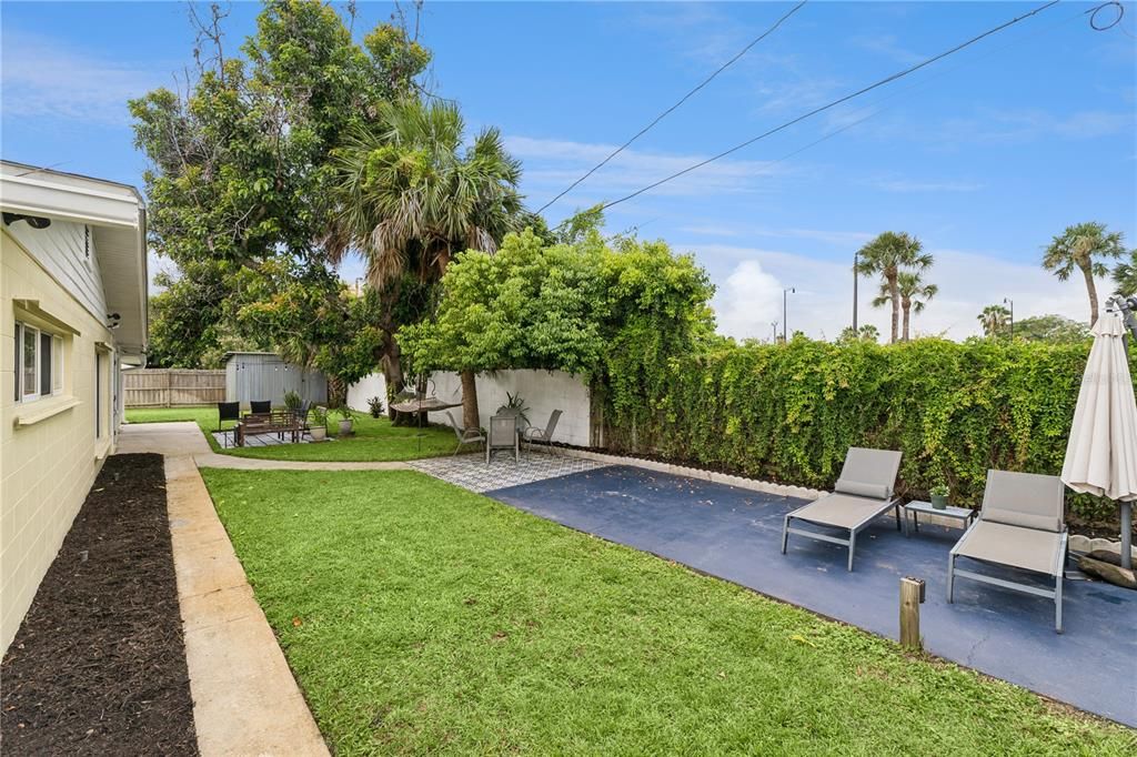 For Sale: $475,000 (3 beds, 2 baths, 2016 Square Feet)