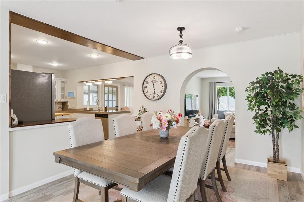 For Sale: $475,000 (3 beds, 2 baths, 2016 Square Feet)