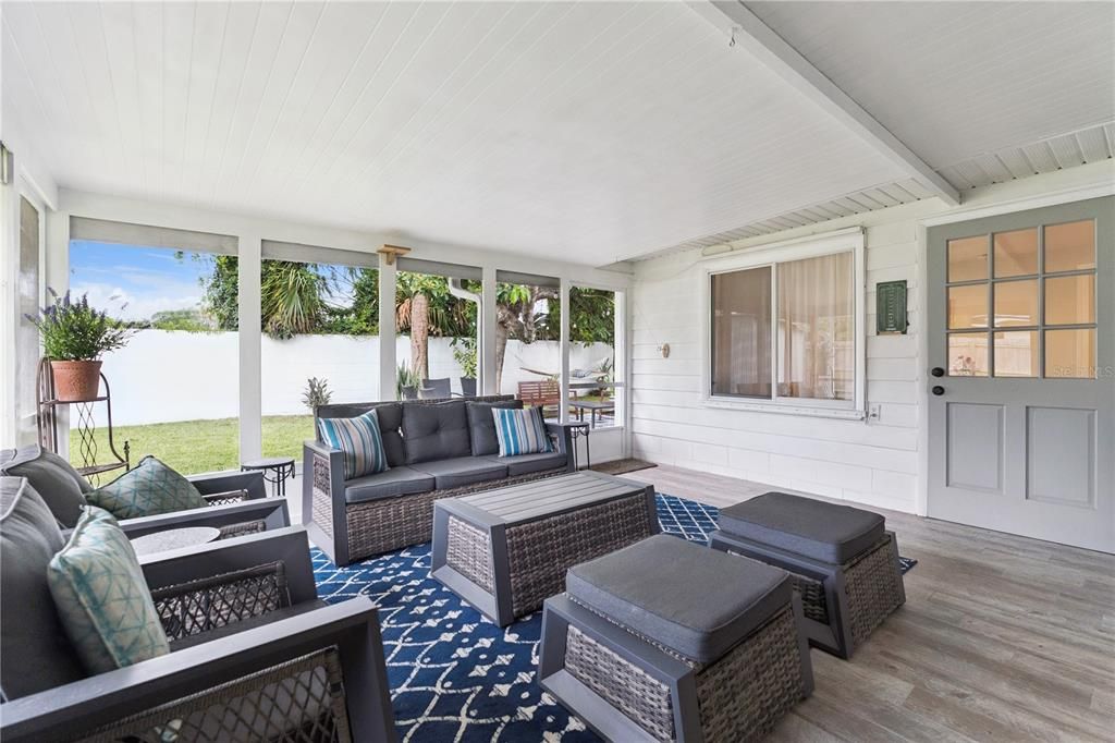 For Sale: $475,000 (3 beds, 2 baths, 2016 Square Feet)