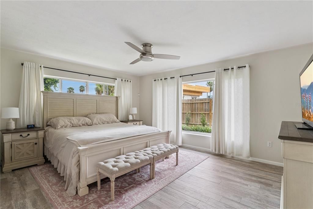 For Sale: $475,000 (3 beds, 2 baths, 2016 Square Feet)