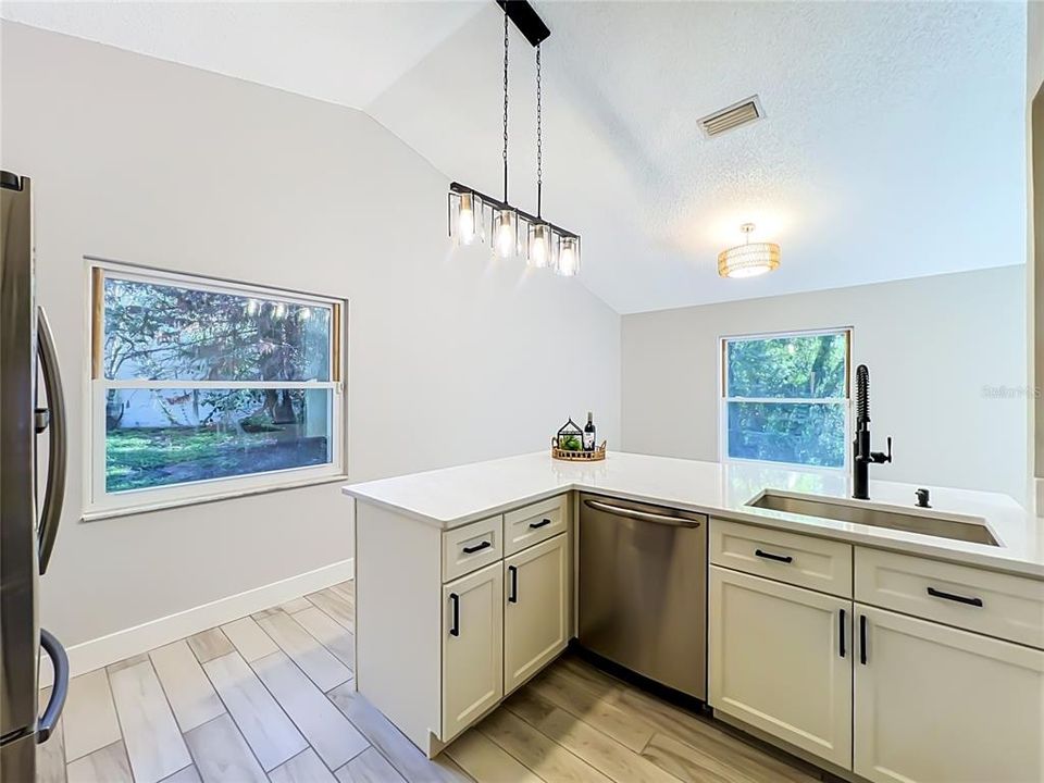 Active With Contract: $350,000 (3 beds, 2 baths, 1448 Square Feet)