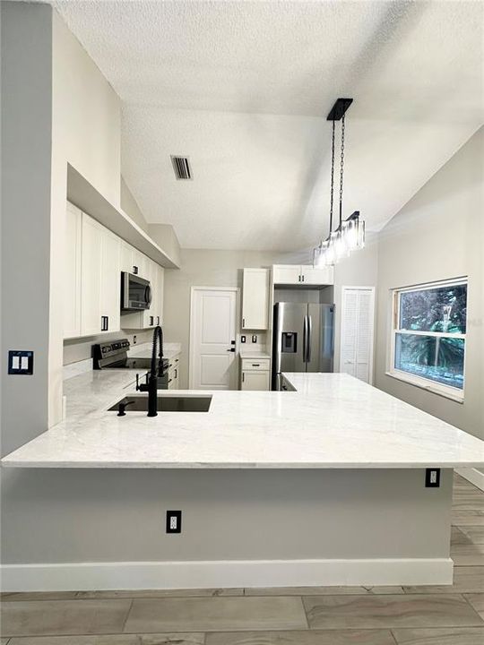 Active With Contract: $350,000 (3 beds, 2 baths, 1448 Square Feet)