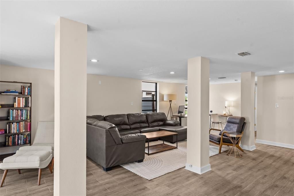 En Venta: $499,000 (4 camas, 3 baños, 2076 Pies cuadrados)