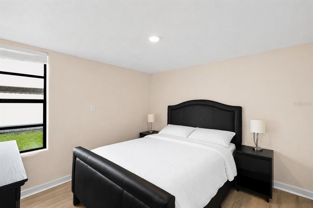 En Venta: $499,000 (4 camas, 3 baños, 2076 Pies cuadrados)