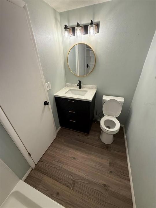For Rent: $1,875 (2 beds, 1 baths, 1140 Square Feet)