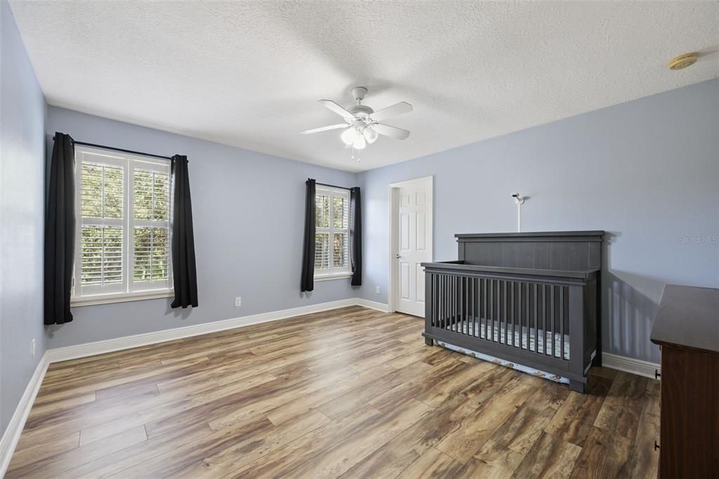 For Sale: $650,000 (5 beds, 4 baths, 3763 Square Feet)