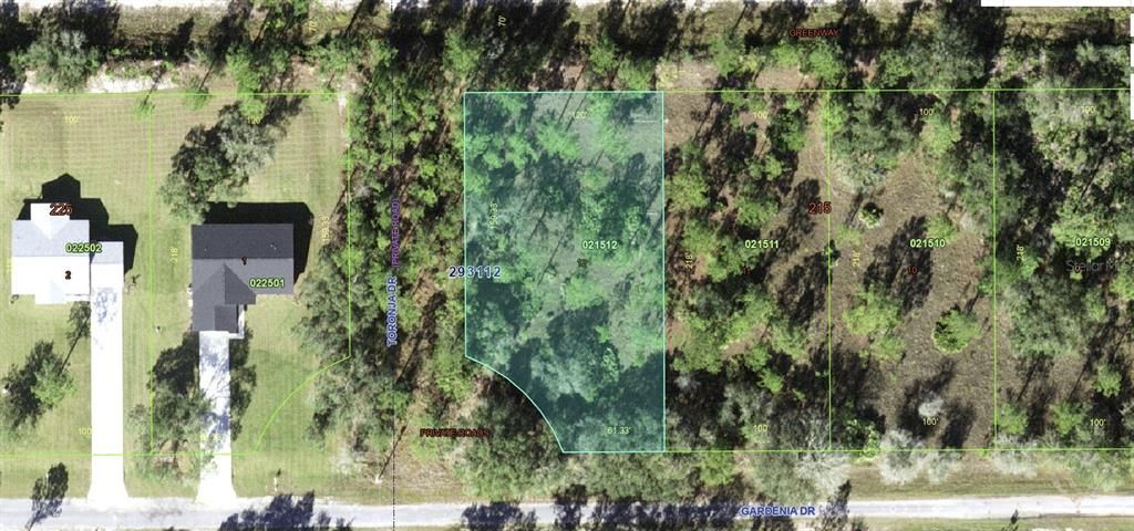 En Venta: $13,500 (0.55 acres)
