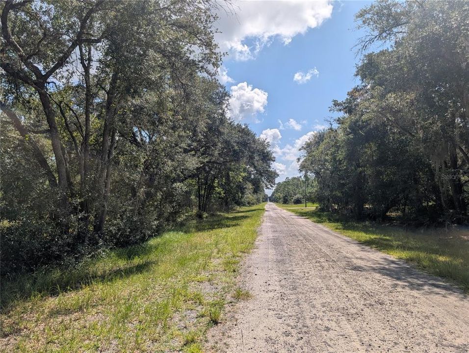 En Venta: $13,500 (0.55 acres)