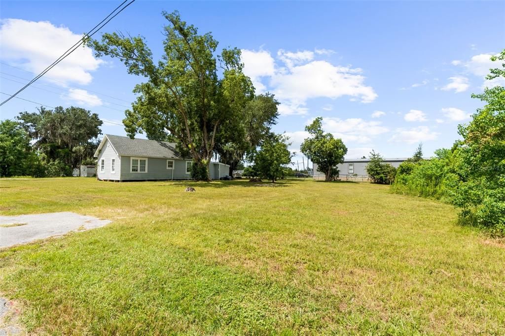 For Sale: $135,000 (2 beds, 1 baths, 800 Square Feet)