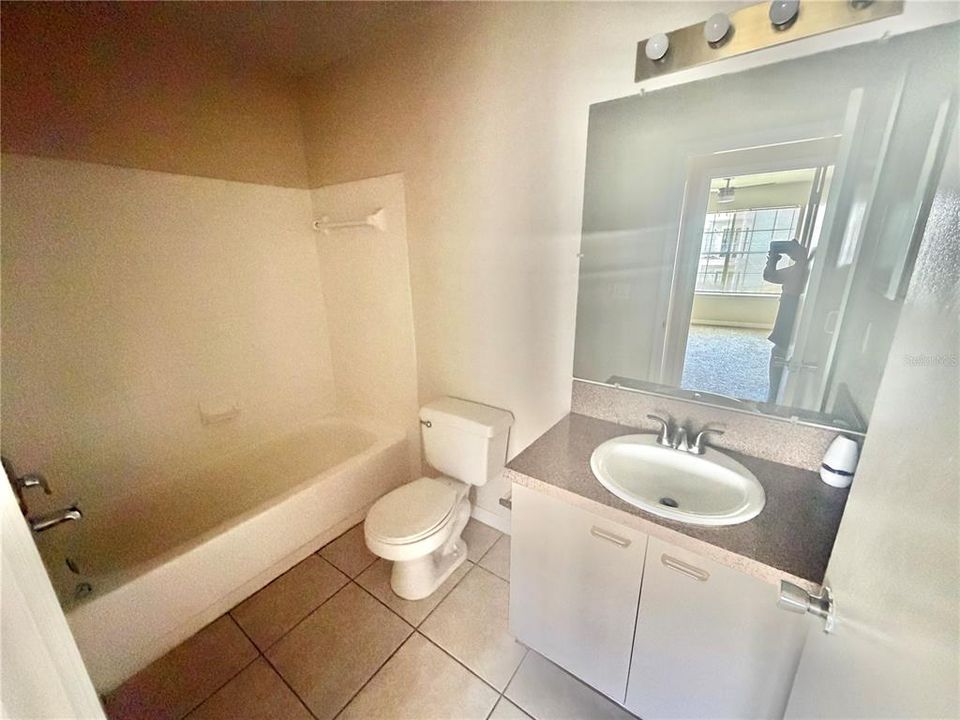 На продажу: $163,000 (1 спален, 1 ванн, 650 Квадратных фут)
