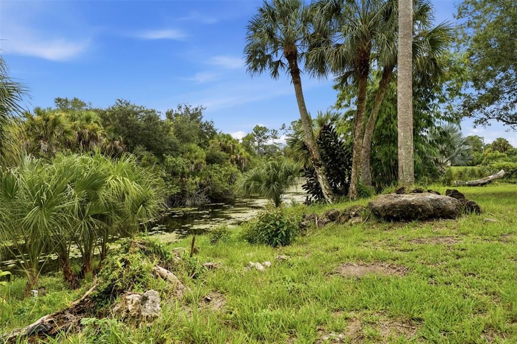 For Sale: $339,900 (3 beds, 2 baths, 1590 Square Feet)