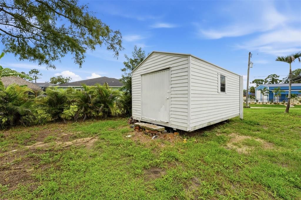 For Sale: $339,900 (3 beds, 2 baths, 1590 Square Feet)