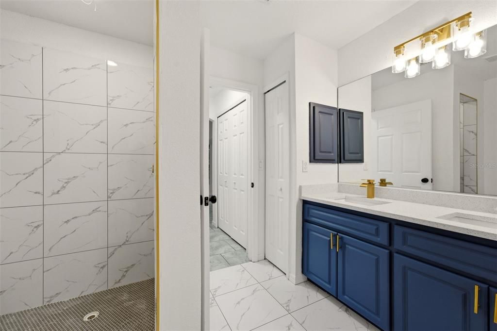 For Sale: $339,900 (3 beds, 2 baths, 1590 Square Feet)