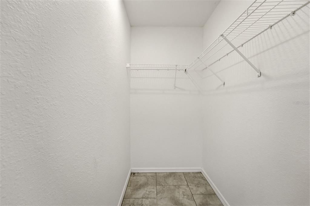 For Sale: $339,900 (3 beds, 2 baths, 1590 Square Feet)