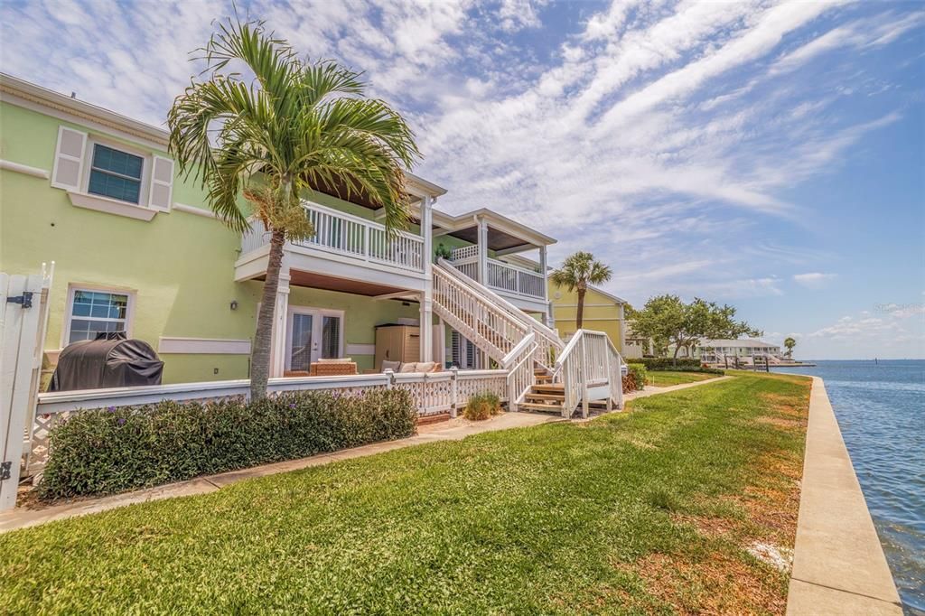 For Rent: $3,500 (2 beds, 1 baths, 825 Square Feet)