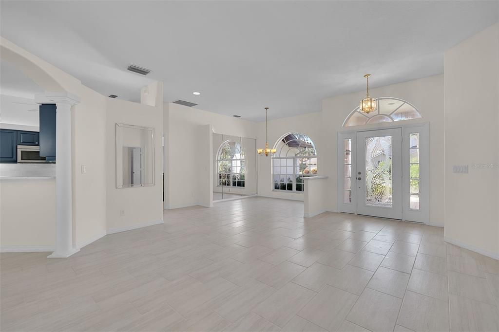 For Sale: $557,000 (3 beds, 2 baths, 1932 Square Feet)
