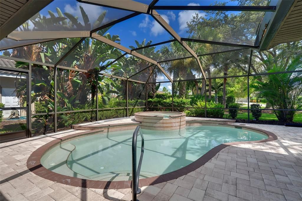 For Sale: $557,000 (3 beds, 2 baths, 1932 Square Feet)
