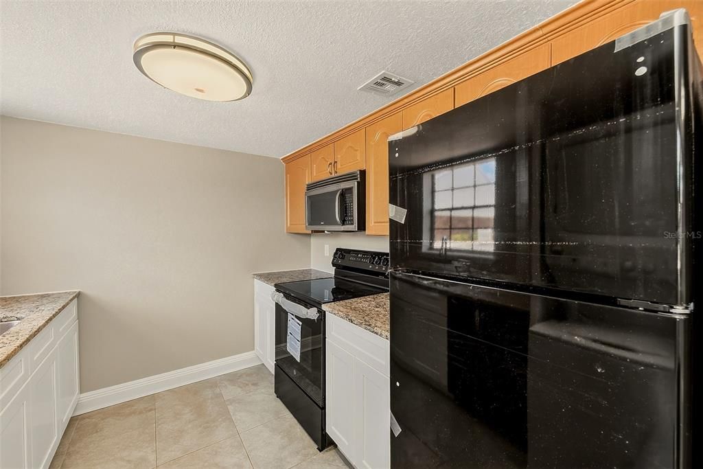 For Sale: $140,000 (2 beds, 2 baths, 1255 Square Feet)