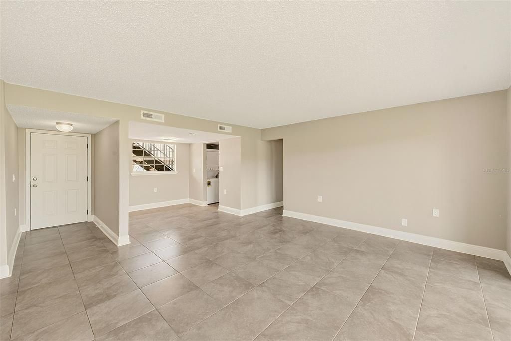 For Sale: $140,000 (2 beds, 2 baths, 1255 Square Feet)