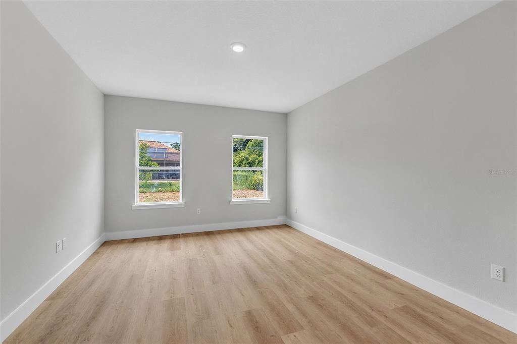 For Sale: $419,900 (4 beds, 4 baths, 2100 Square Feet)